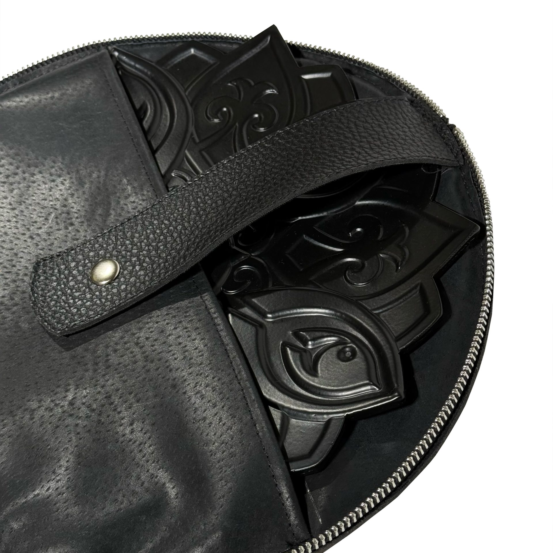 Изображение СУМКА ДЛЯ КАЛЬЯНA KARMA КОЖЗАМ №6 Изображение СУМКА ДЛЯ КАЛЬЯНA KARMA КОЖЗАМ №6